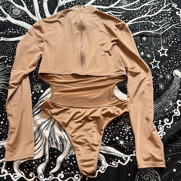 New forever 21 gold bodysuit size small S - Picture 5 of 8